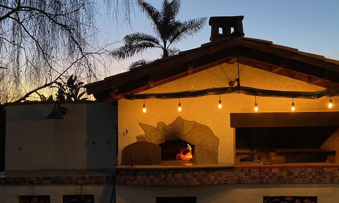 Callender Casa | Creative & Colorful home with pizza oven. 2 miles to beach! SLO nearby too.