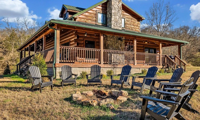Marrowbone Cabina | Creek's Cabin Luxury Retreat, 15 minutes to Downtown Nashville