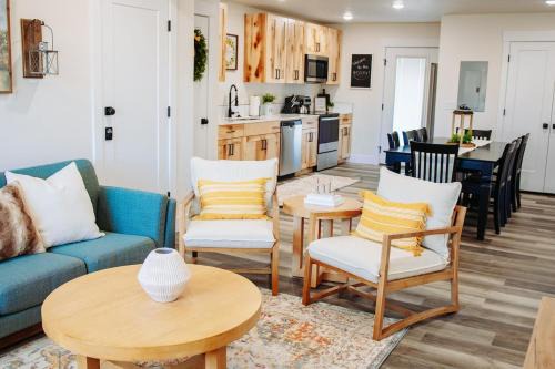 McCammon Casa | Creekside Cabins Hickory Stay w views near Lava