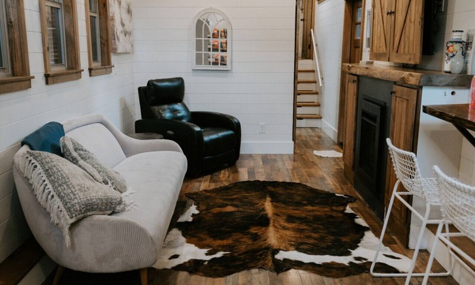 Guerneville Casa | Creekside Under the Redwoods