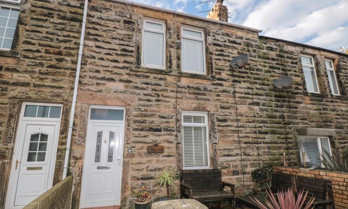 Amble Casa | Creel Cottage, Blackwood Street