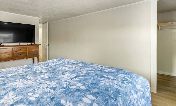 Crosby Cabaña | 'crosby Huffman Hideaway' Serene Escape w/ Yard