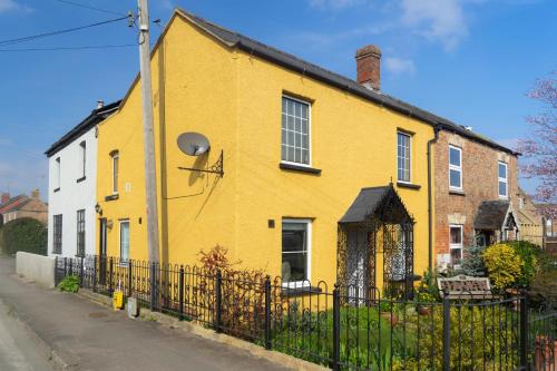 Eastington Apartamento | Crossways - a modern two bedroom village apartment close to cheltenham