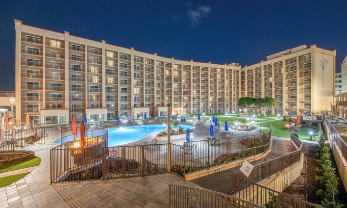 Mission Valley West Hotel | Crowne Plaza San Diego - Mission Valley by IHG