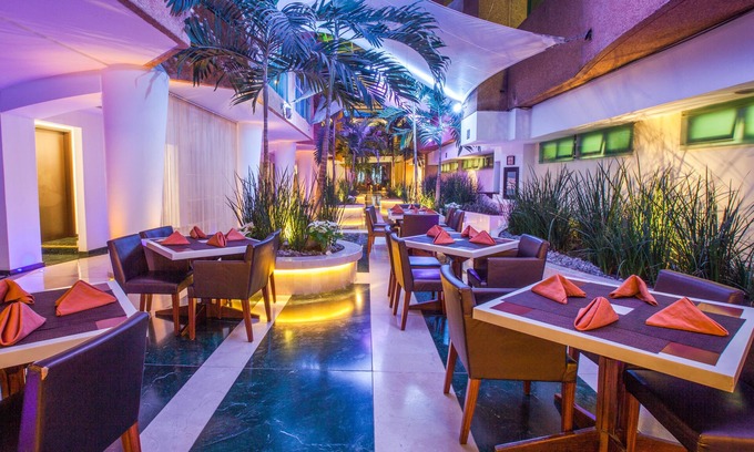 Toluca Hotel | Crowne Plaza Toluca Lancaster by IHG