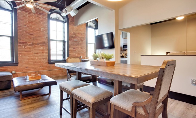 Quincy Apartamento | Custom-Designed Studio Across From Washington Park