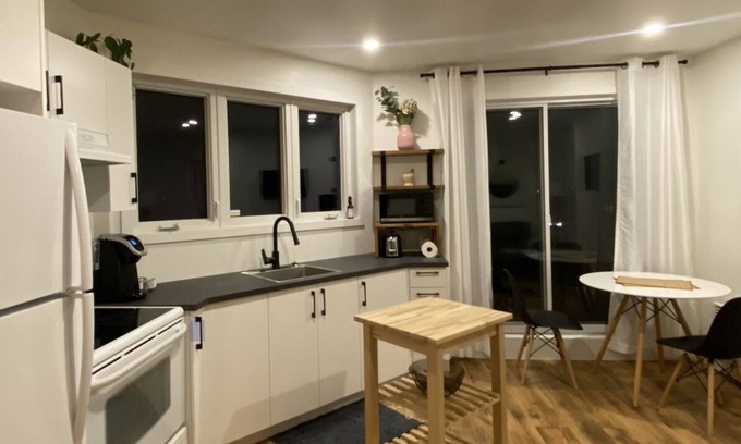 Saint-Romuald Apartamento | Cute & clean little appartement!