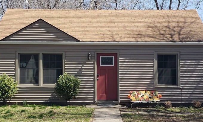 Topeka Casa | Cute & Comfy