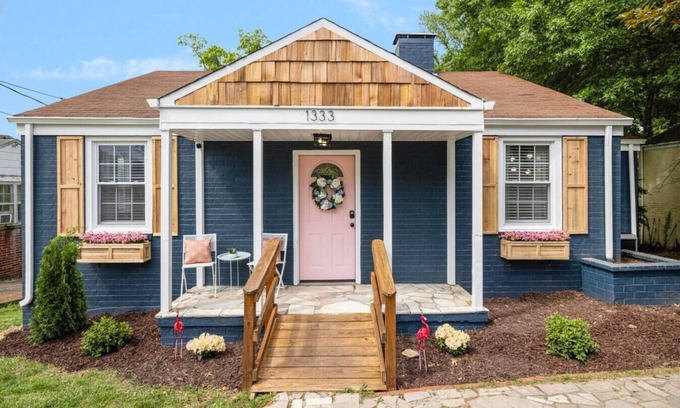 Kingsport Casa | Cute & Cozy Kingsport Home - 3 Bedroom - Close to Hospitals, Eastman, Downtown