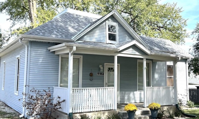 Aurora Casa | Cute & quiet Boho House. King size bed!