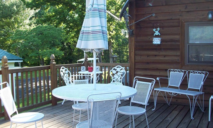 New Concord Cabina | Cabaña rústica linda, 1 Br; A la vista del hermoso Lago Kentucky