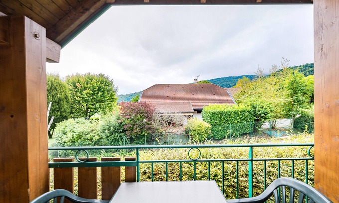Giez Apartamento | Cute studio apartment, sleeps 4, mountain view
