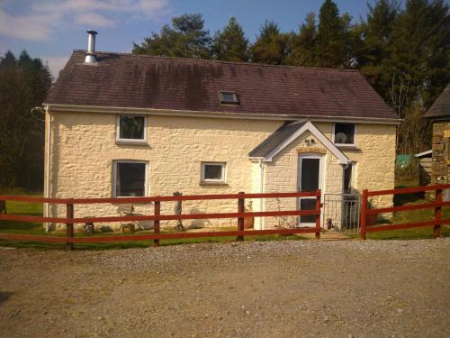 Pont-ar-gothi Casa | cwmddol fawr cottage