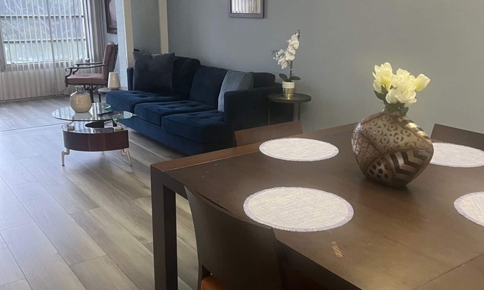 Lauderdale Lakes Apartamento | Cypress Condo Updated 1/1.5 apartment - Park and Sunset views--Safe-Secure-