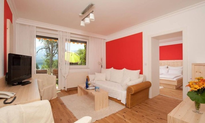 Drobollach am Faakersee Casa | D Appartement, Terrasse und Seeblick - Biohof Naturzeit Faaker See