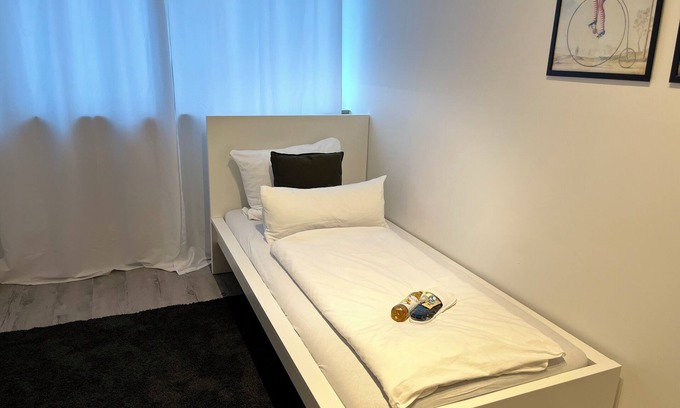 Munchen District Casa | D10 I shared bathrooms&kitchen