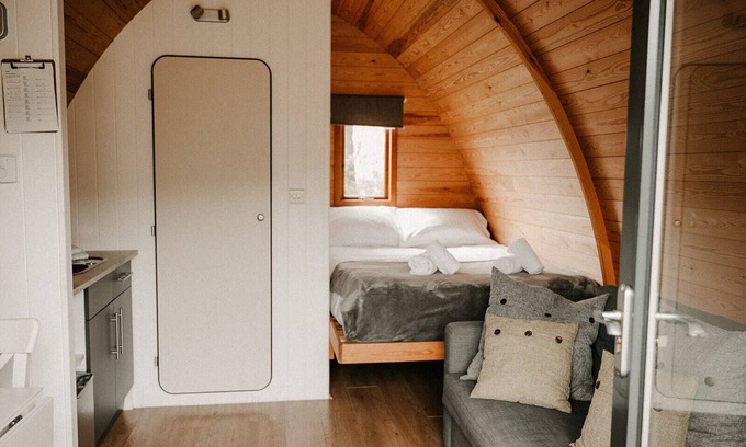 Torver Apartamento | Daffodil glamping pod-Cabaña-Familiar-Baño con ducha-Vista al campo