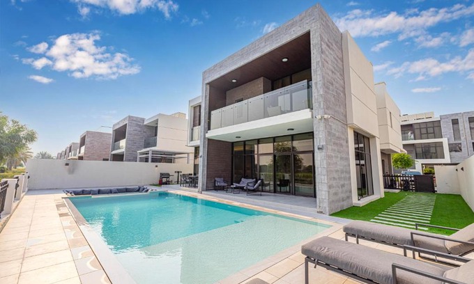 Dubai Apartamento | Daniels 5BR Villa with Private Pool at Damac Hills