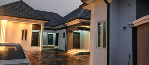 Uyo Apartamento | Daprem Self-Contained Service Apartments