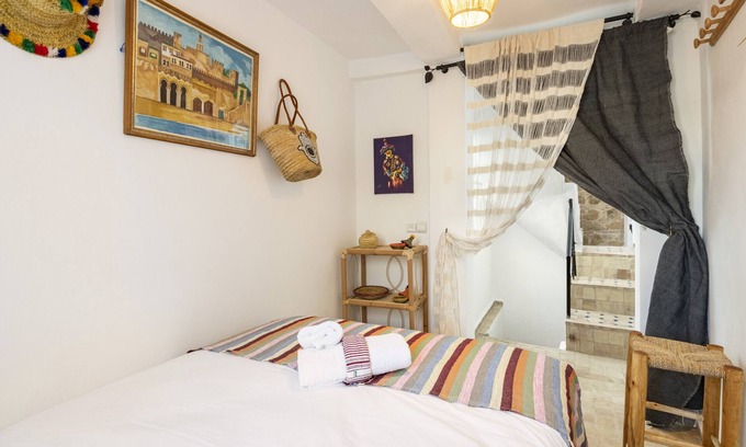 Medina of Tangier Chalet De Esquí | Dar BAB HAHA "Petite Maison à la Marocaine&qu