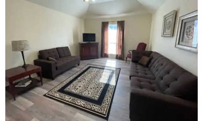 Denison Casa | Darling Duplex in Denison