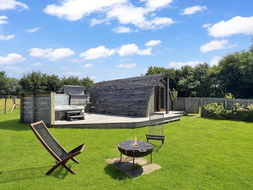Brayford Casa | Dartmoor View Log Cabin near North Molton