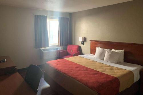 Canon City Cabina | Days Inn by Wyndham Canon City