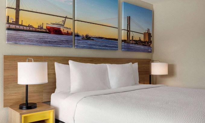 Emporia Hotel | Days Inn by Wyndham Emporia