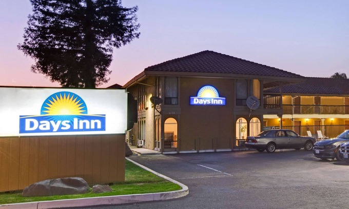 South San Jose Hotel | Days Inn by Wyndham San Jose
