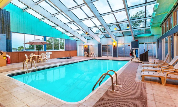 Dickson City Hotel | Days Inn by Wyndham Scranton PA