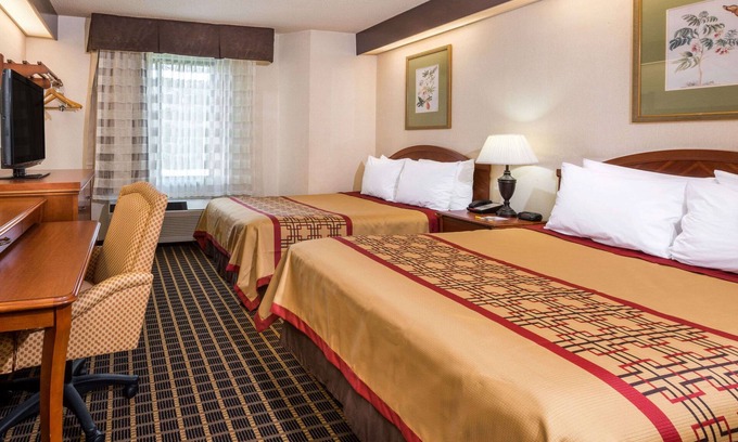 Yadkinville Hotel | Days Inn by Wyndham Yadkinville