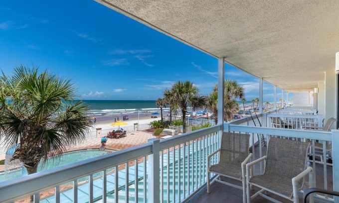 Ortona Park Apartamento | Daytona Beach Resort Oceanfront 1 Bedroom Suite, 2 Queen Beds
