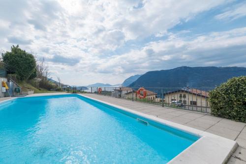 Sale Marasino Apartamento | De Gasperi 14