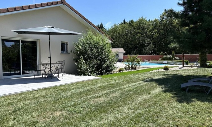 Peronnas Casa | De la Forêt - Peronnas