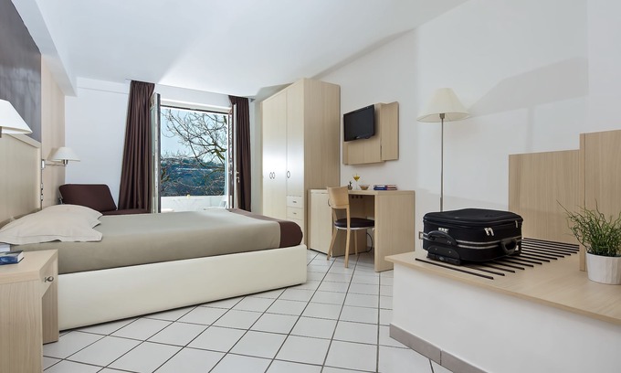 Sant'Agata sui Due Golfi Cama Y Desayuno | De Maria House Bed & Breakfast