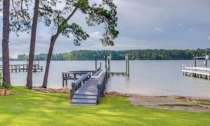 Chapin Casa | Deck & Views: Lake Murray Escape in Chapin!