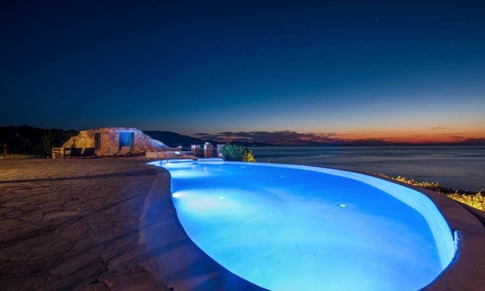 Korithi Villa | Deep Blue Villa by Fantasia Villas