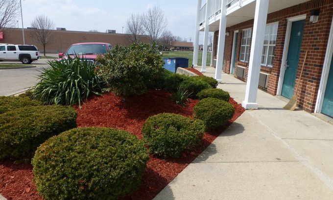 Xenia Hotel | Deerfield Inn