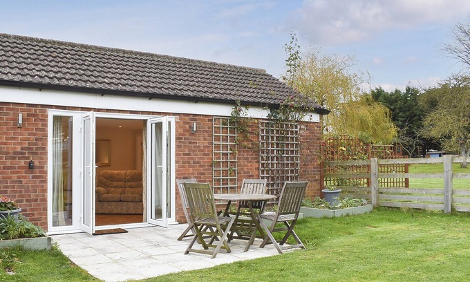 Malton Cabaña | Delamere House- The Snug