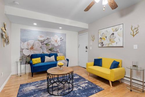 Gayborhood Apartamento | Deluxe Apt In Center City