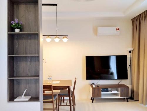 Kuching Apartamento | Deluxe Couple Suite+ TVBox @ Riverine Kuching