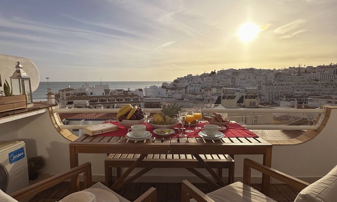 Albufeira Apartamento | Deluxe Flat by Albufeira Holidays