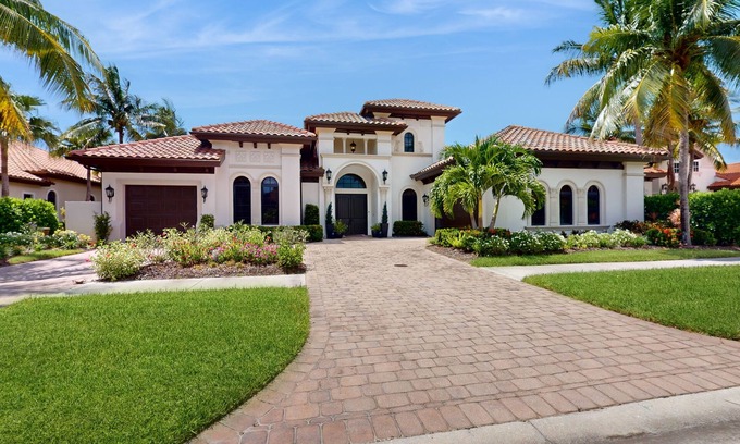The Majors Casa | Deluxe home in a resort community with amazing views, pool, & hot tub