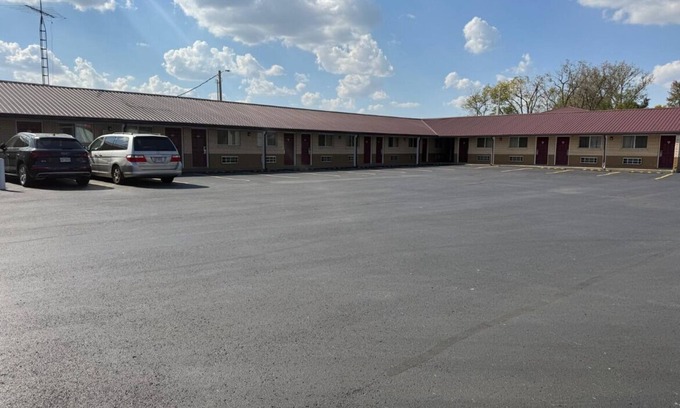 Hebron Hotel | Deluxe Inn