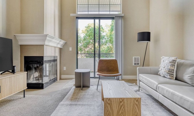 East San Mateo Apartamento | Deluxe San Mateo 1BR w/ Pool, Gym & W/D, near Target, by Blueground