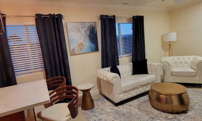 Seaside Casa | Deluxe Suite for Two, just minutes to Carmel.