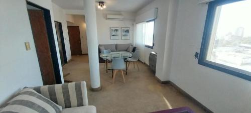 Paraná Apartamento | Departamento luminoso en pleno centro, con cocina completa