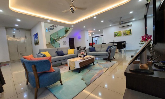 Bandar Penawar Casa | Desaru Brown House Pool-Table Tennis-KTV-BBQ-Disney-Netflix-Home Theatre
