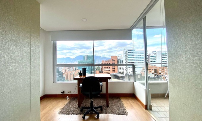Patio Bonito Apartamento | Descubre la Comodidad y Belleza de Medellín Desde Este Hermoso Apartamento!