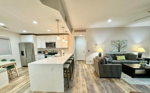 Palm Springs Casa | Desert Princess Serenity Suite